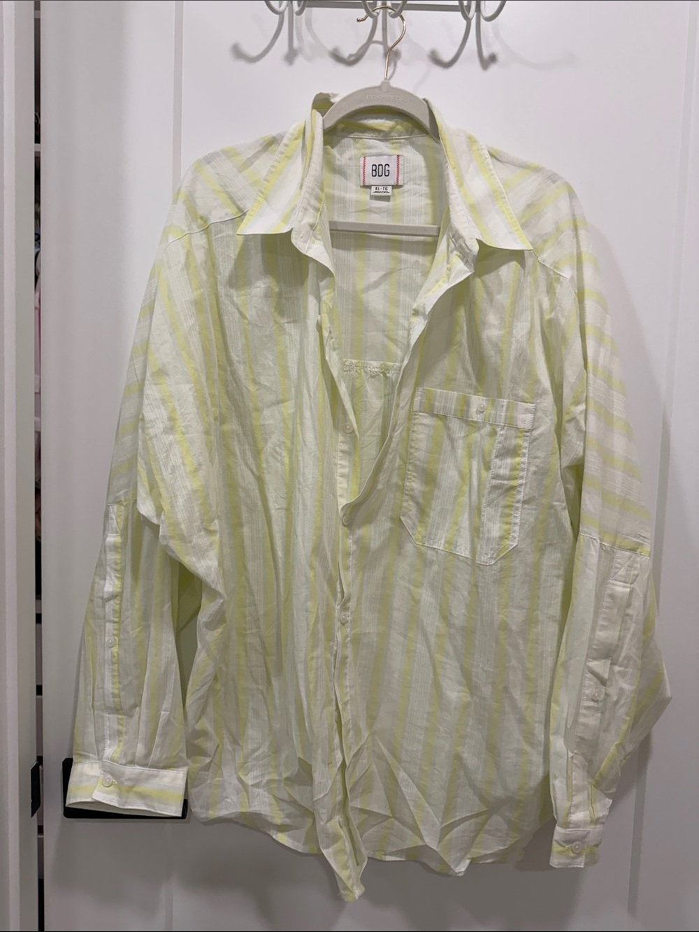 Urban Outfitters Men's Pale Yellow & White Striped Lightweight Shirt Jacket
